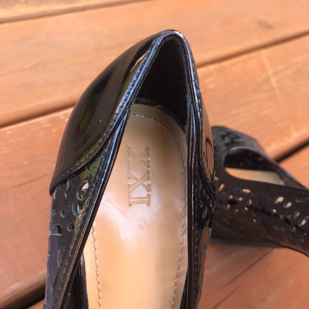 Open-Toe Heels - Picture 6 of 7